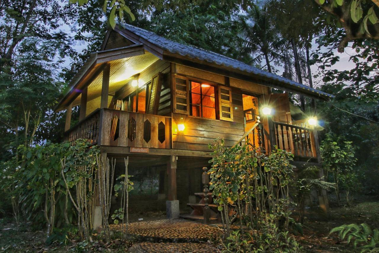 Mon Saeng Jun Homestay Ban Na Meng