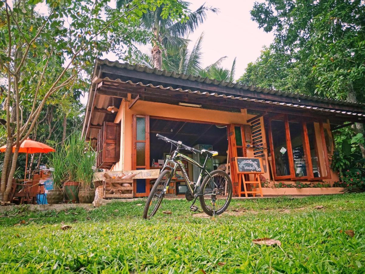 Mon Saeng Jun Homestay *
